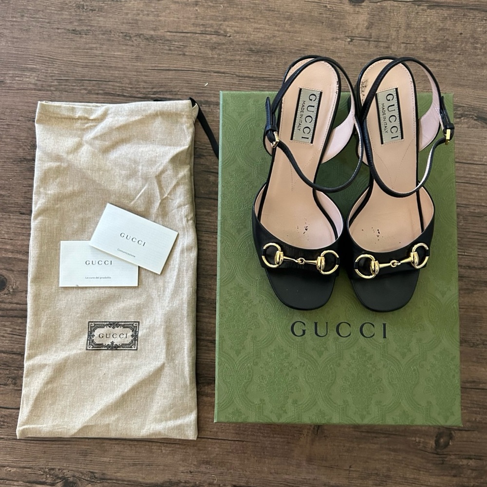Gucci Horsebit Sandal in Nero